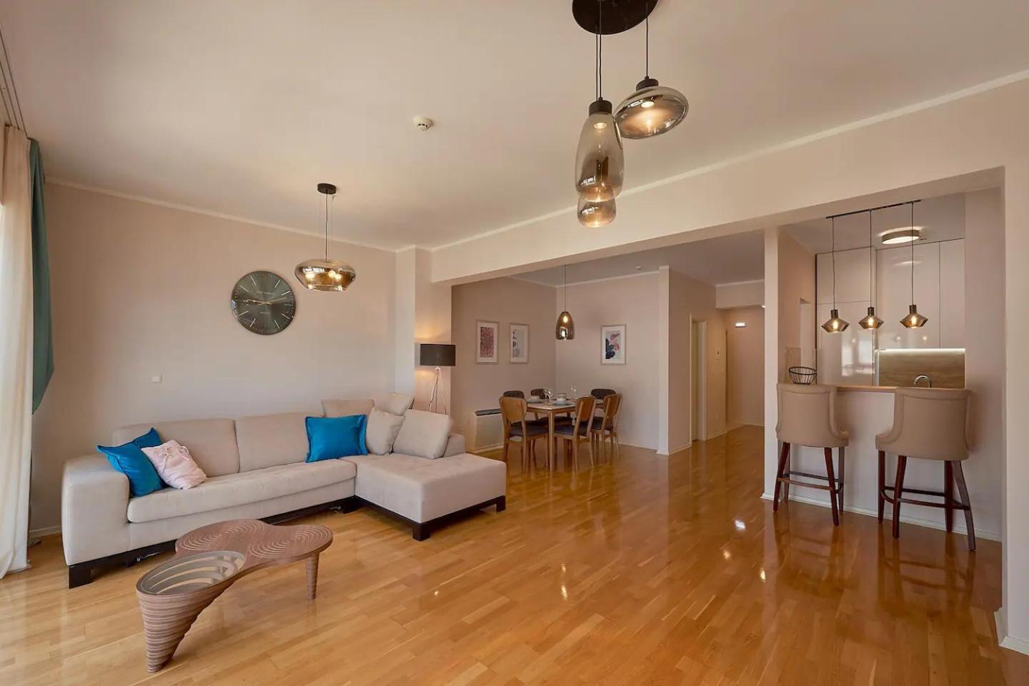 Apartment Lux Sea View *