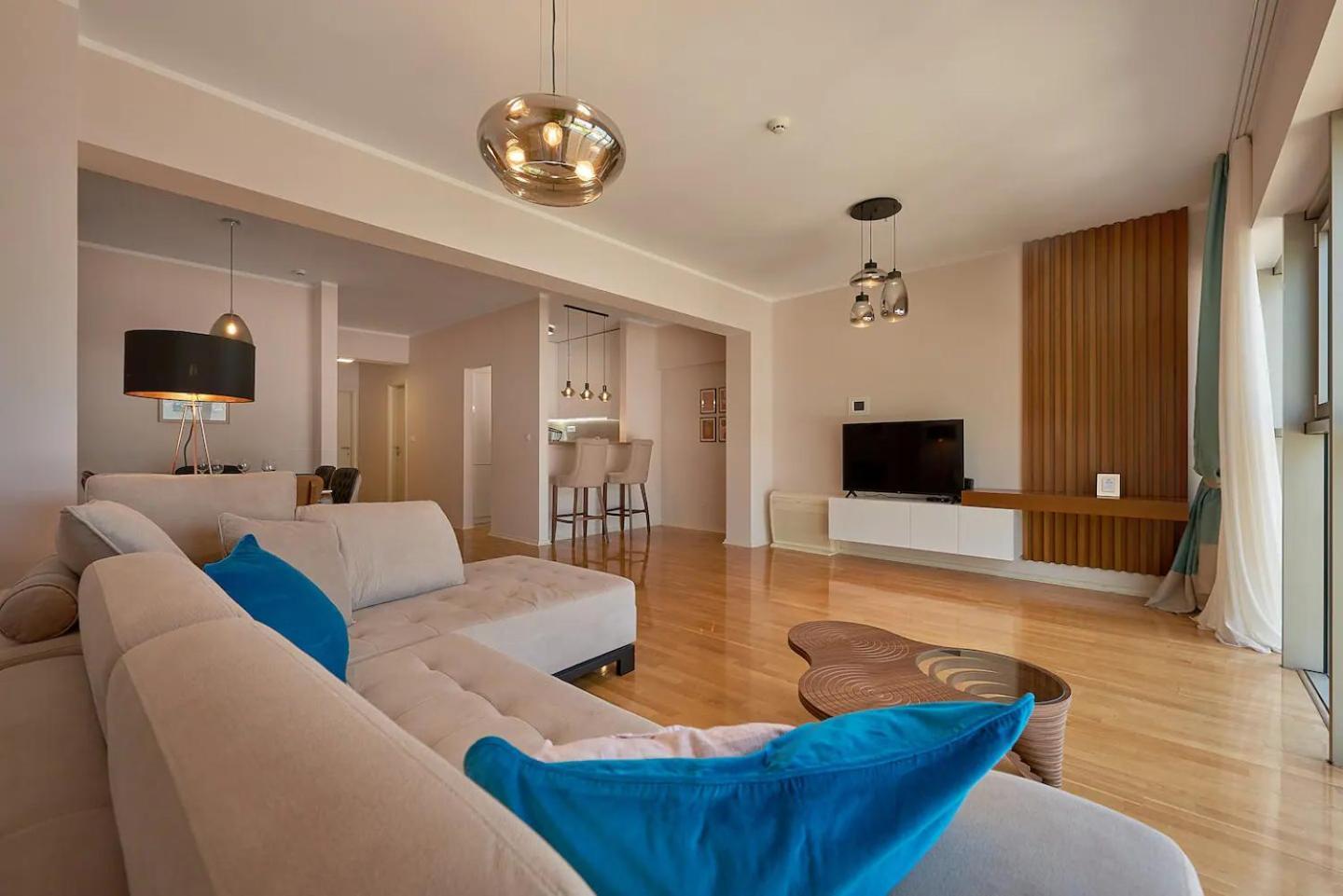 Apartment Lux Sea View *