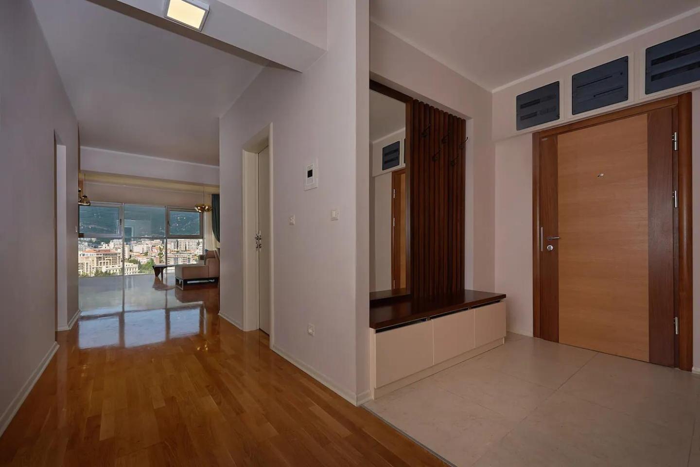 Lux Sea View Apartment *
